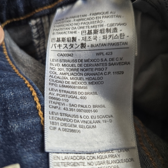 Levi’s 720 High-Rise Super Skinny Sculpting Jeans | Women’s Size 26 (2) - Picture 15 of 17